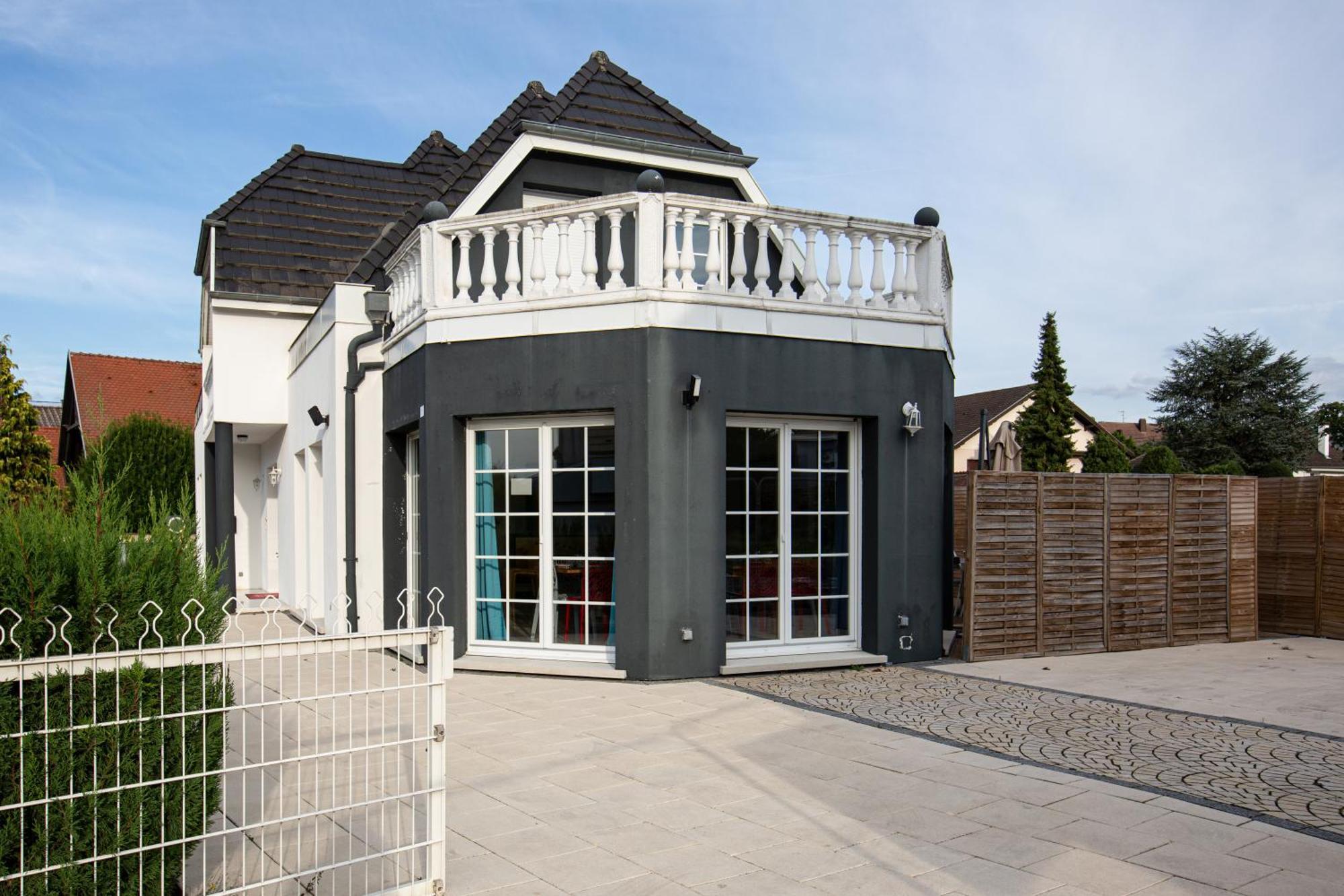 Gites Spa Strasbourg - Villa Ours - Spa Prive, Sauna, Borne D'Arcade, Babyfoot Ittenheim Ngoại thất bức ảnh