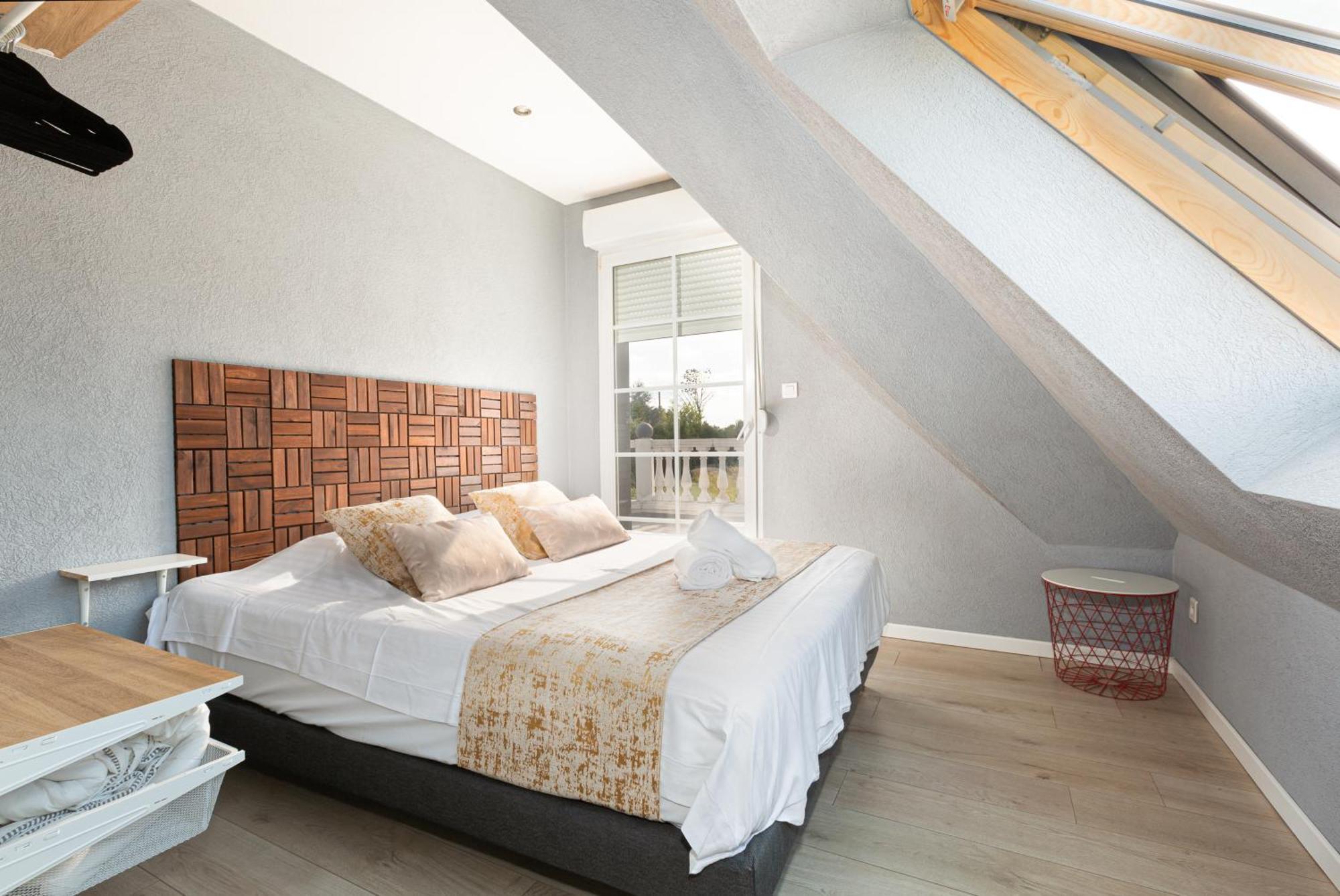 Gites Spa Strasbourg - Villa Ours - Spa Prive, Sauna, Borne D'Arcade, Babyfoot Ittenheim Ngoại thất bức ảnh