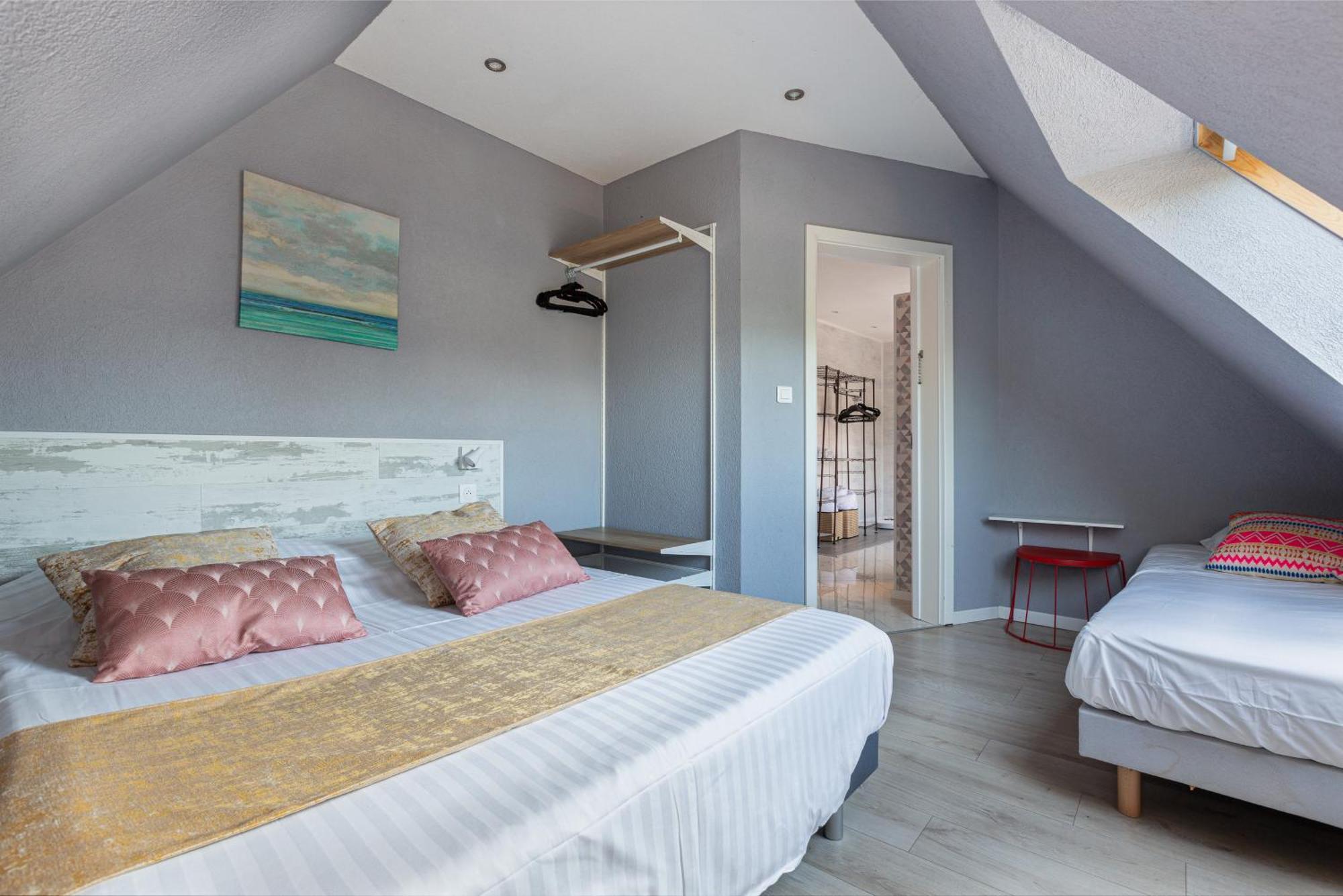 Gites Spa Strasbourg - Villa Ours - Spa Prive, Sauna, Borne D'Arcade, Babyfoot Ittenheim Ngoại thất bức ảnh