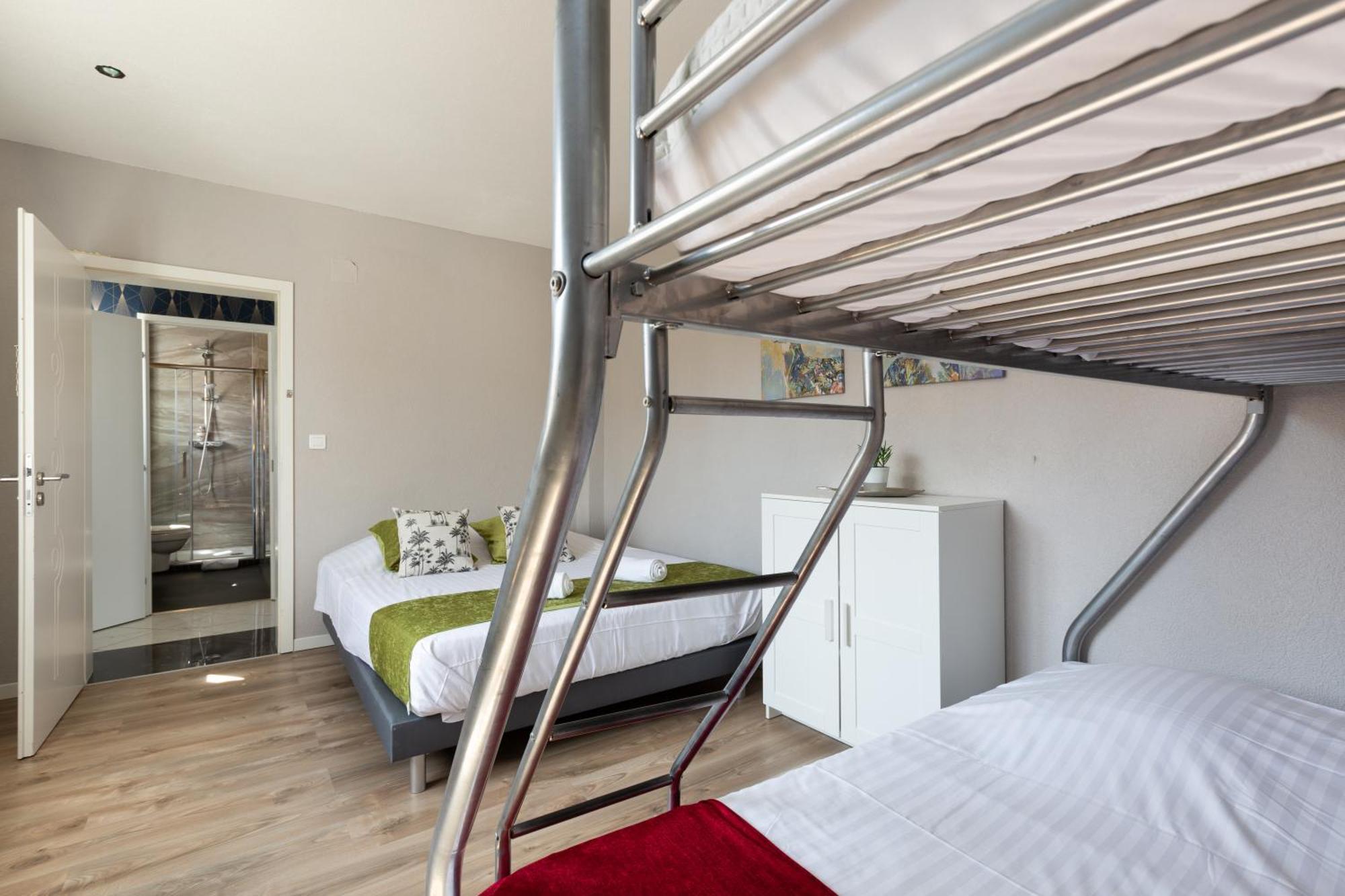 Gites Spa Strasbourg - Villa Ours - Spa Prive, Sauna, Borne D'Arcade, Babyfoot Ittenheim Ngoại thất bức ảnh